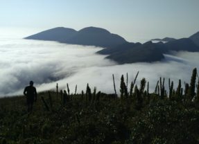 Travessia 7 cumes (Ciririca por cima), Serra do Ibitiraquire